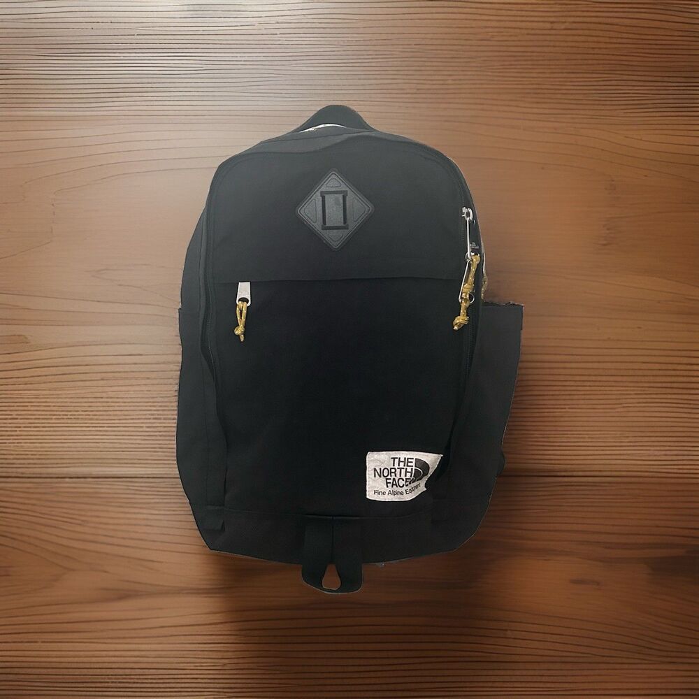 The North Face Fine Alpine Equipment 16L Hiking Backpack Black Zip Logo